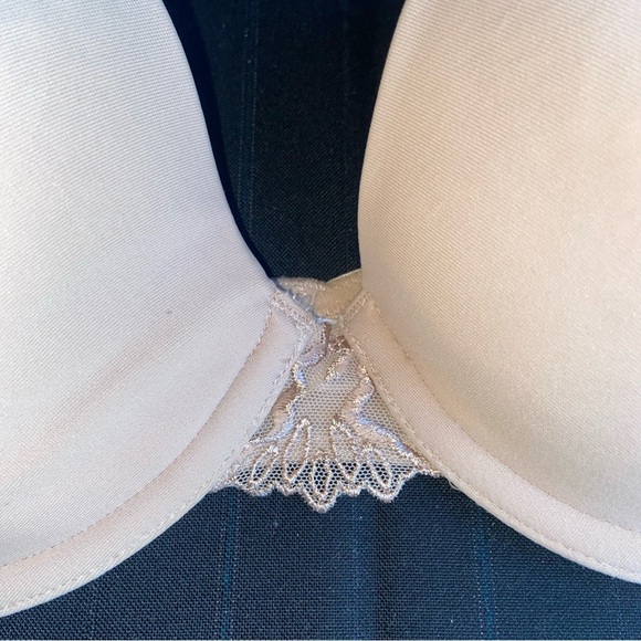 Wacoal Luxe A Rose is a Rose beige contour bra 32D #55362 lightly lined - Picture 3 of 6